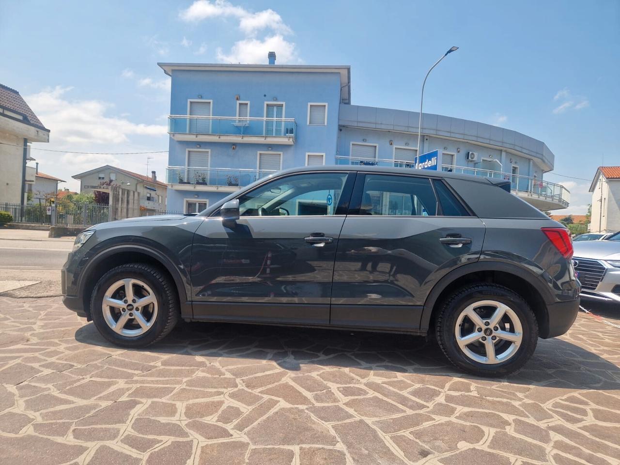 Audi Q2 30 TDI S tronic Business