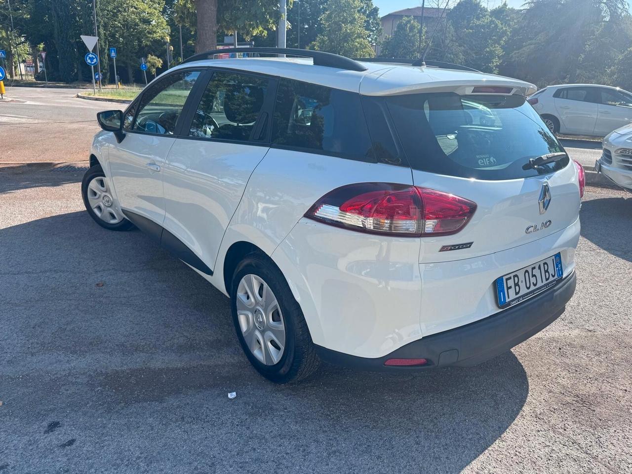 Renault Clio Sporter 1.5 dCi 8V 75CV Live