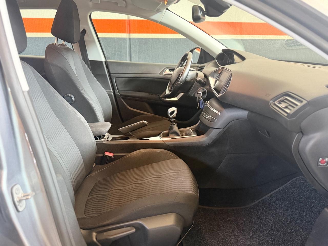 Peugeot 308 BlueHDi 120 S&S SW Active NEOPATENTATI