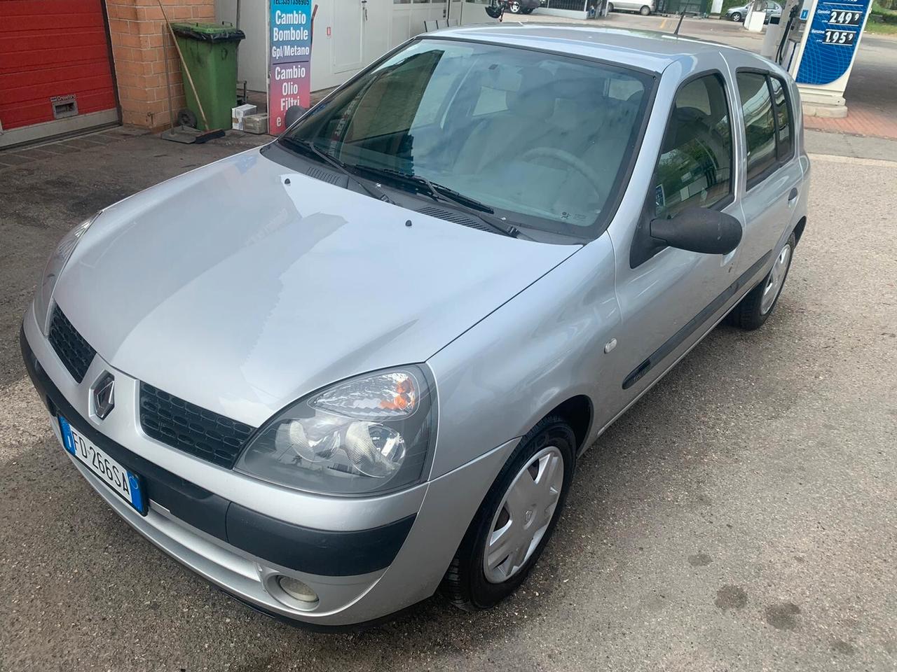 Renault Clio 1.2 16V cat 5 porte Confort Authentique