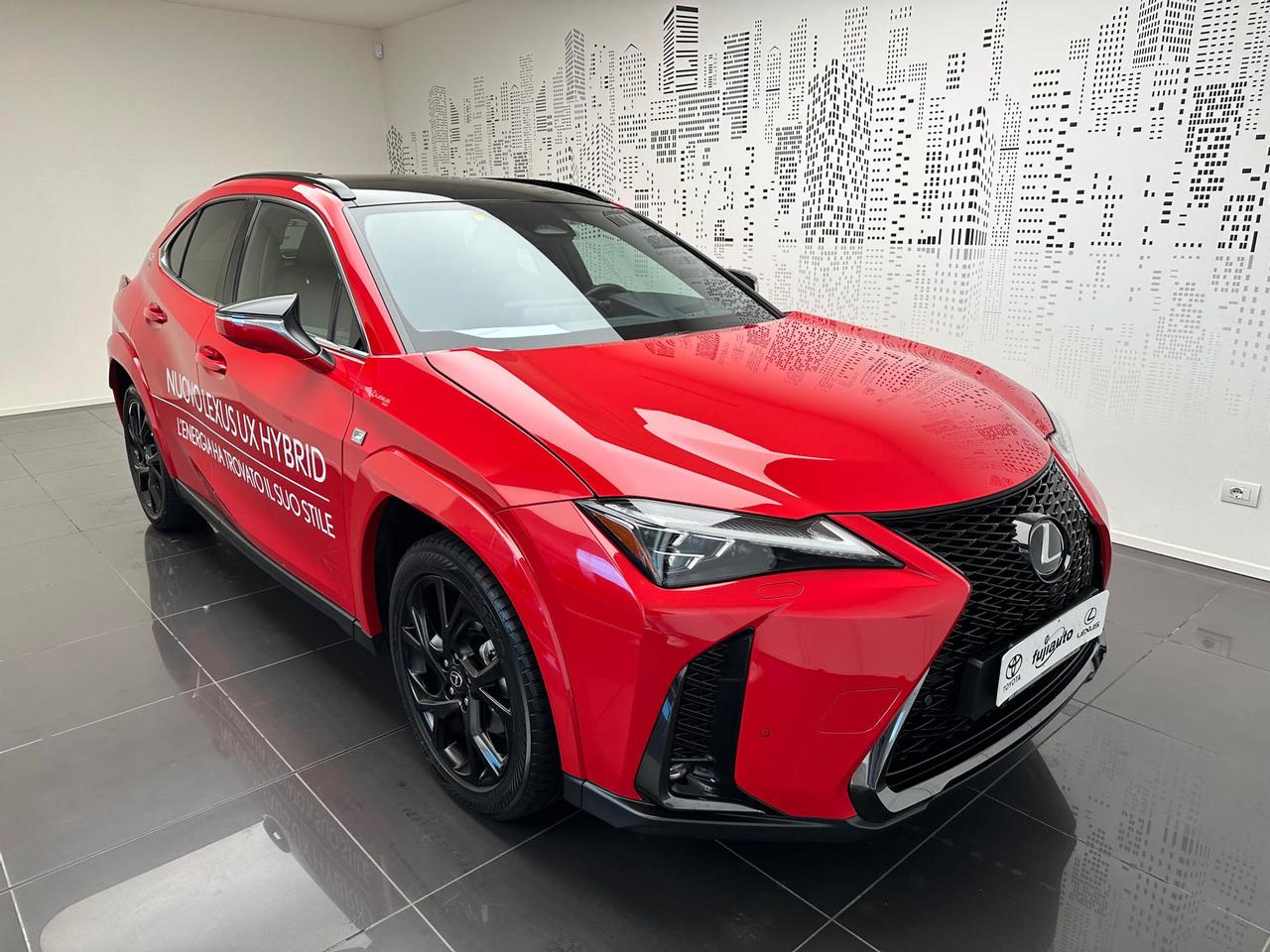 Lexus UX 300h 2.0 F-Sport 4wd cvt