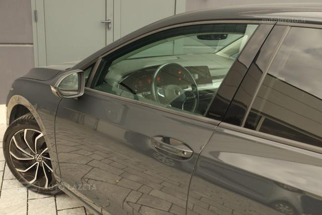 VOLKSWAGEN Golf 1.5 TSI Life