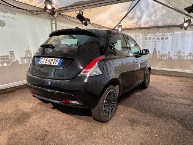 LANCIA Ypsilon my21 10 70cv hybrid gold