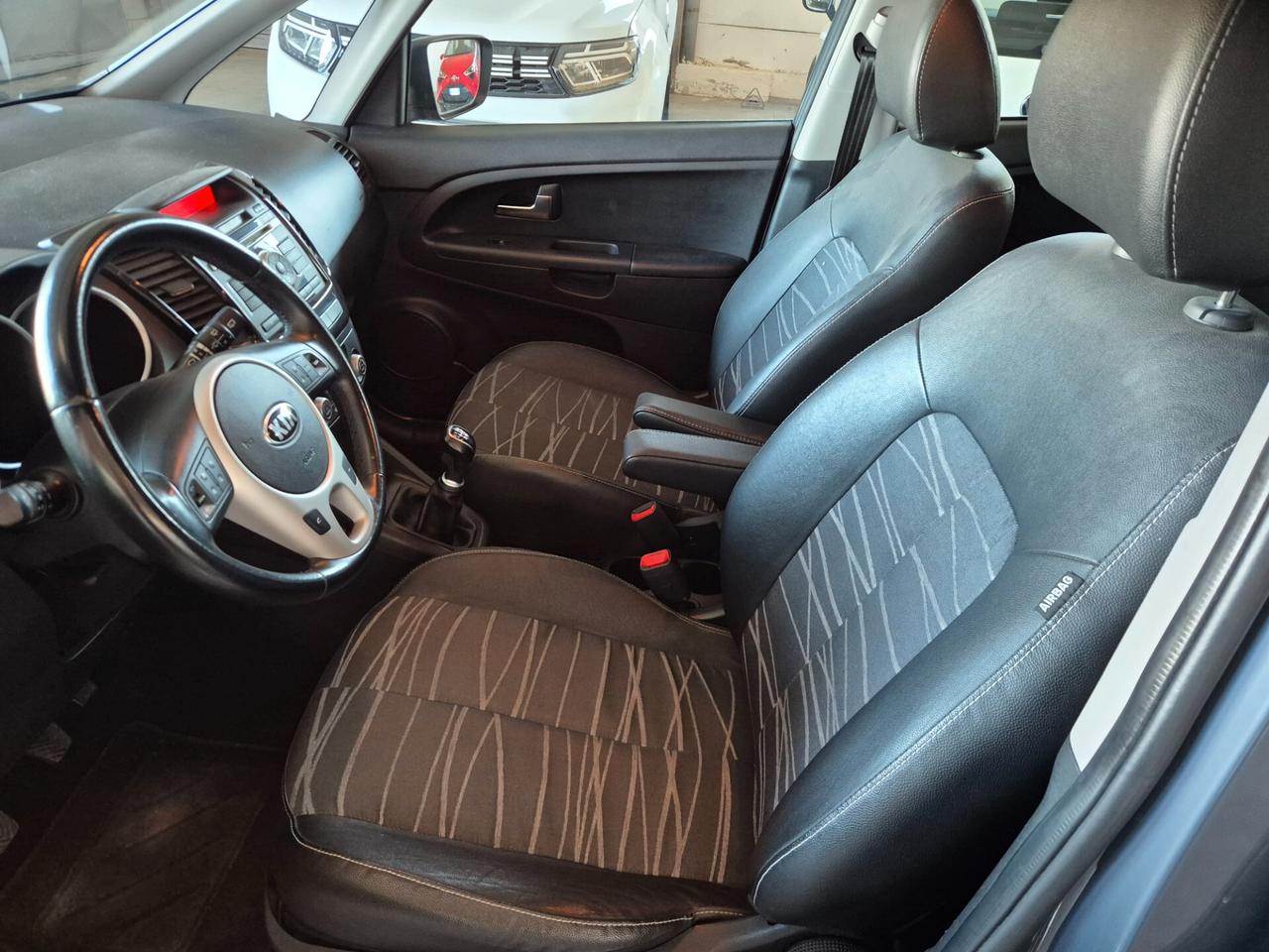 Kia Venga 1.4 CVVT Cool