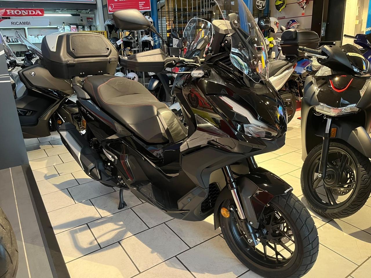 Honda ADV 350
