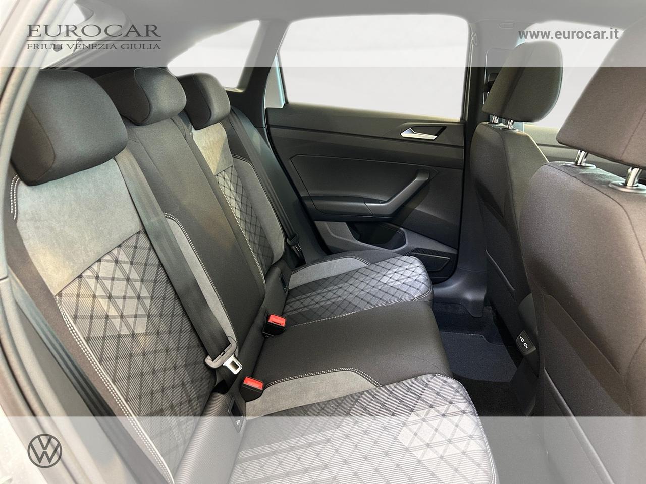 Volkswagen Taigo 1.0 tsi r-line plus 115cv