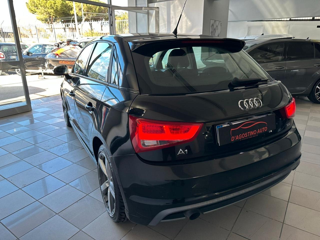 Audi A1 Sportback 1.6 TDI 90cv Sline FULL LED