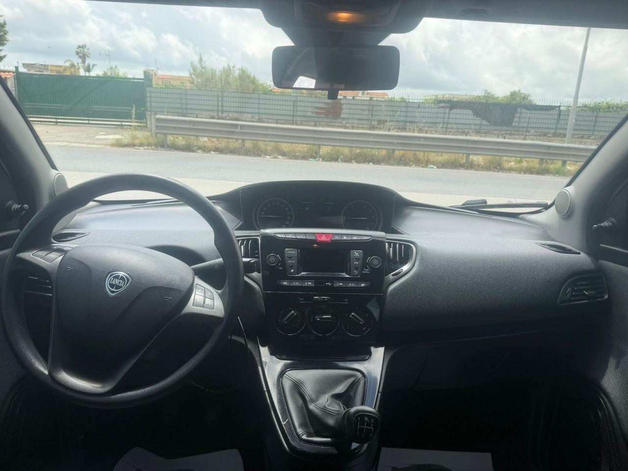 Lancia Ypsilon 1.2 69 CV 5 porte GPL Ecochic Gold