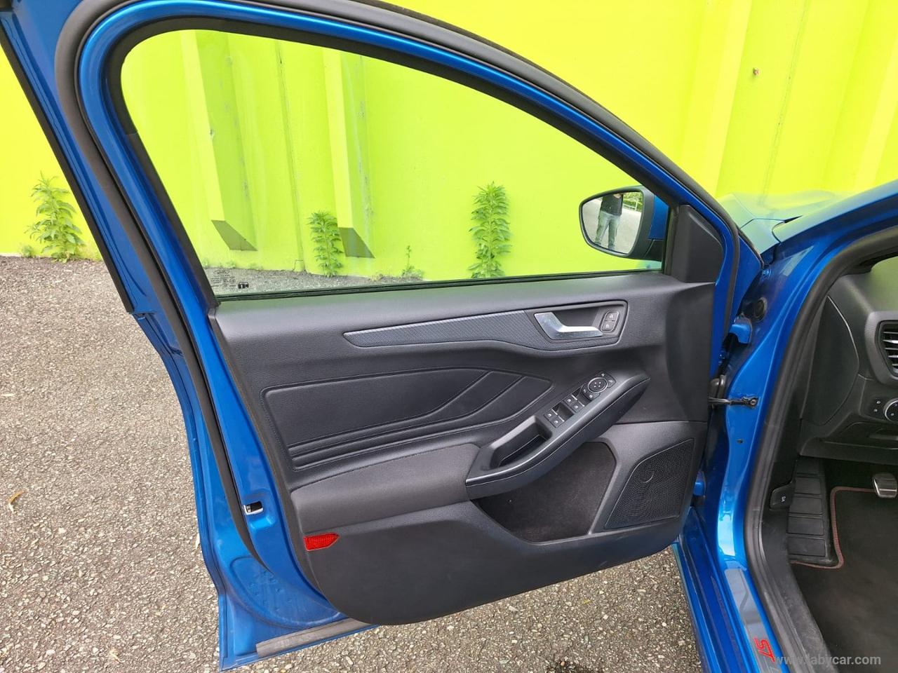 FORD Focus 1.5 EcoBoost 150CV 5p. ST Line