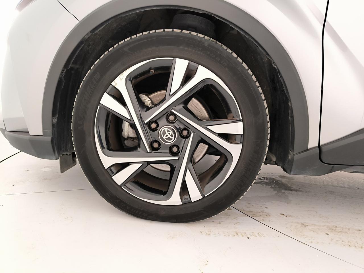 Toyota C-HR 1.8h trend e-cvt