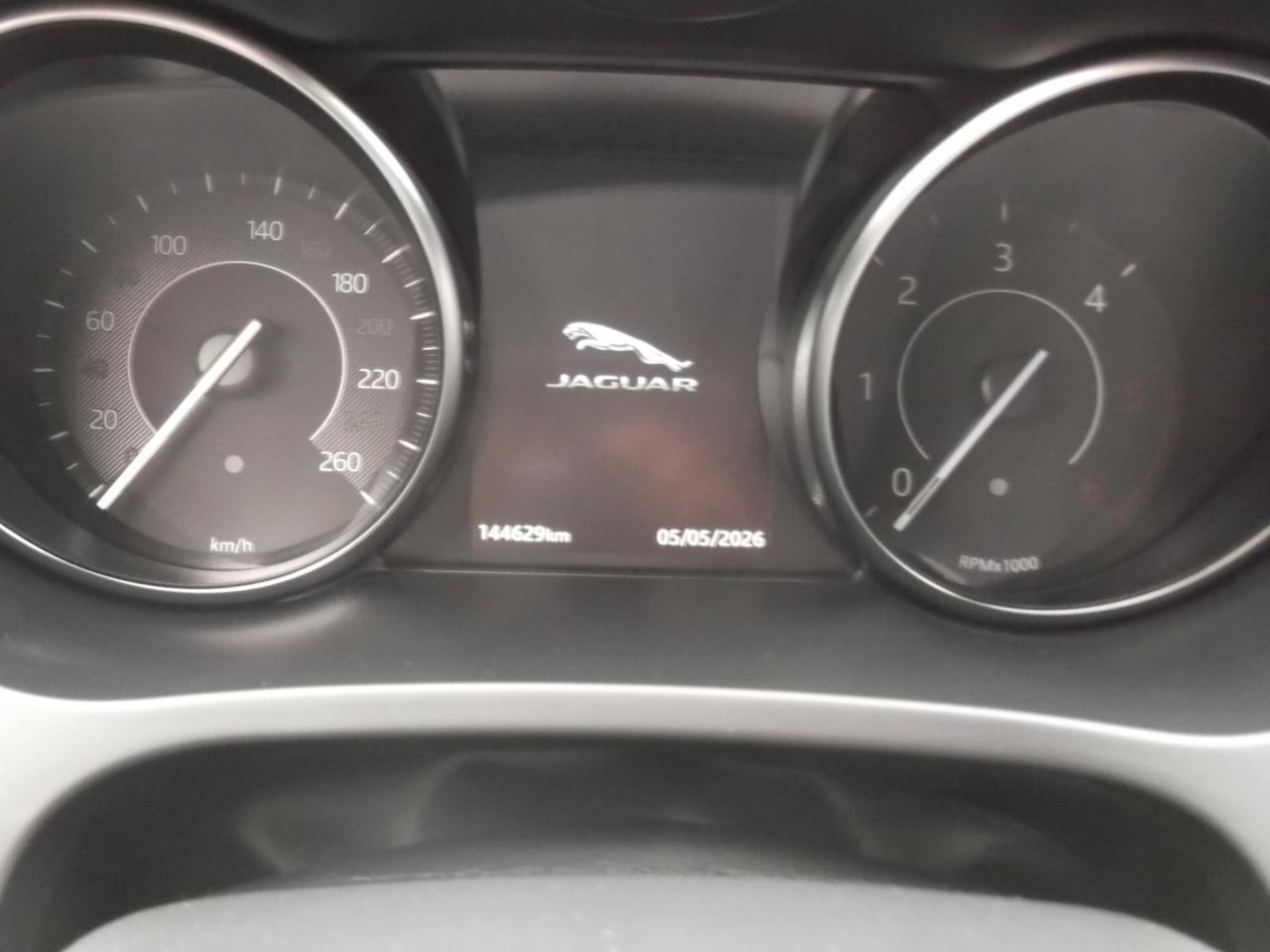 Jaguar E-Pace 2.0D 150 CV AWD aut. R-Dynamic S - 20