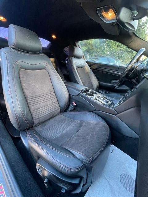 Maserati GranTurismo 4.7 V8 MC Stradale cambio corsa