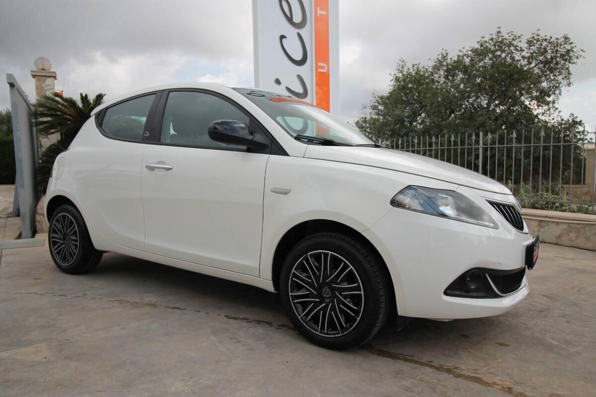 Lancia Ypsilon 1.0 5p Hybrid Gold |24000KM|2021