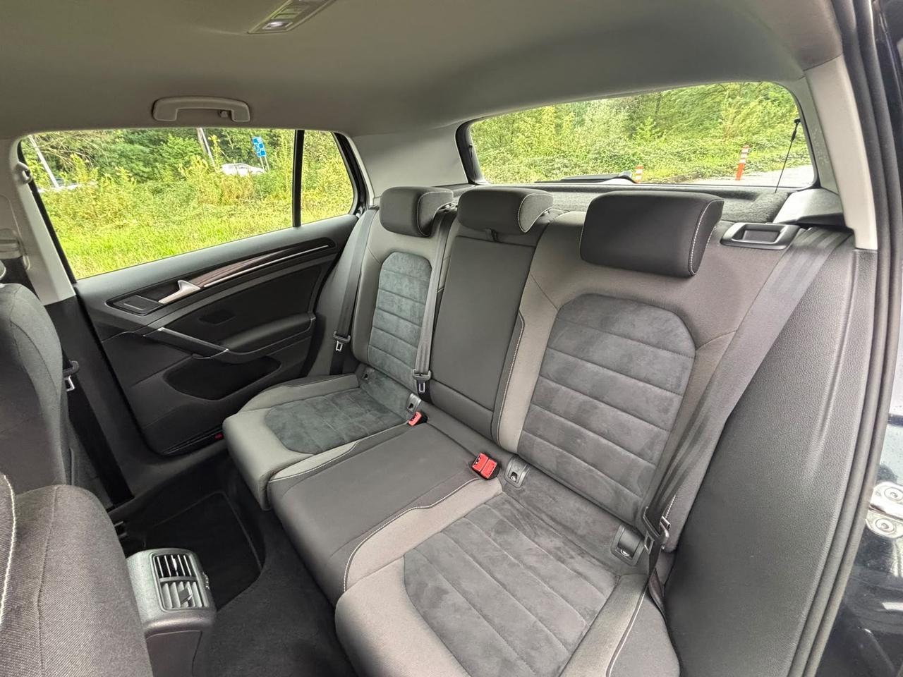 Volkswagen Golf 1.6 TDI 110 CV 5p. Executive BlueMotion Technology