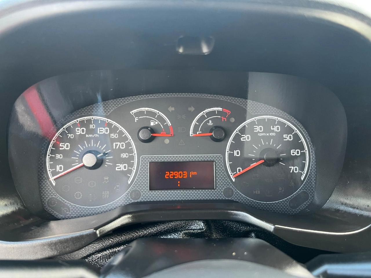 Fiat Fiorino 1.3 MJT 95CV 2016 Attrezzatura completa