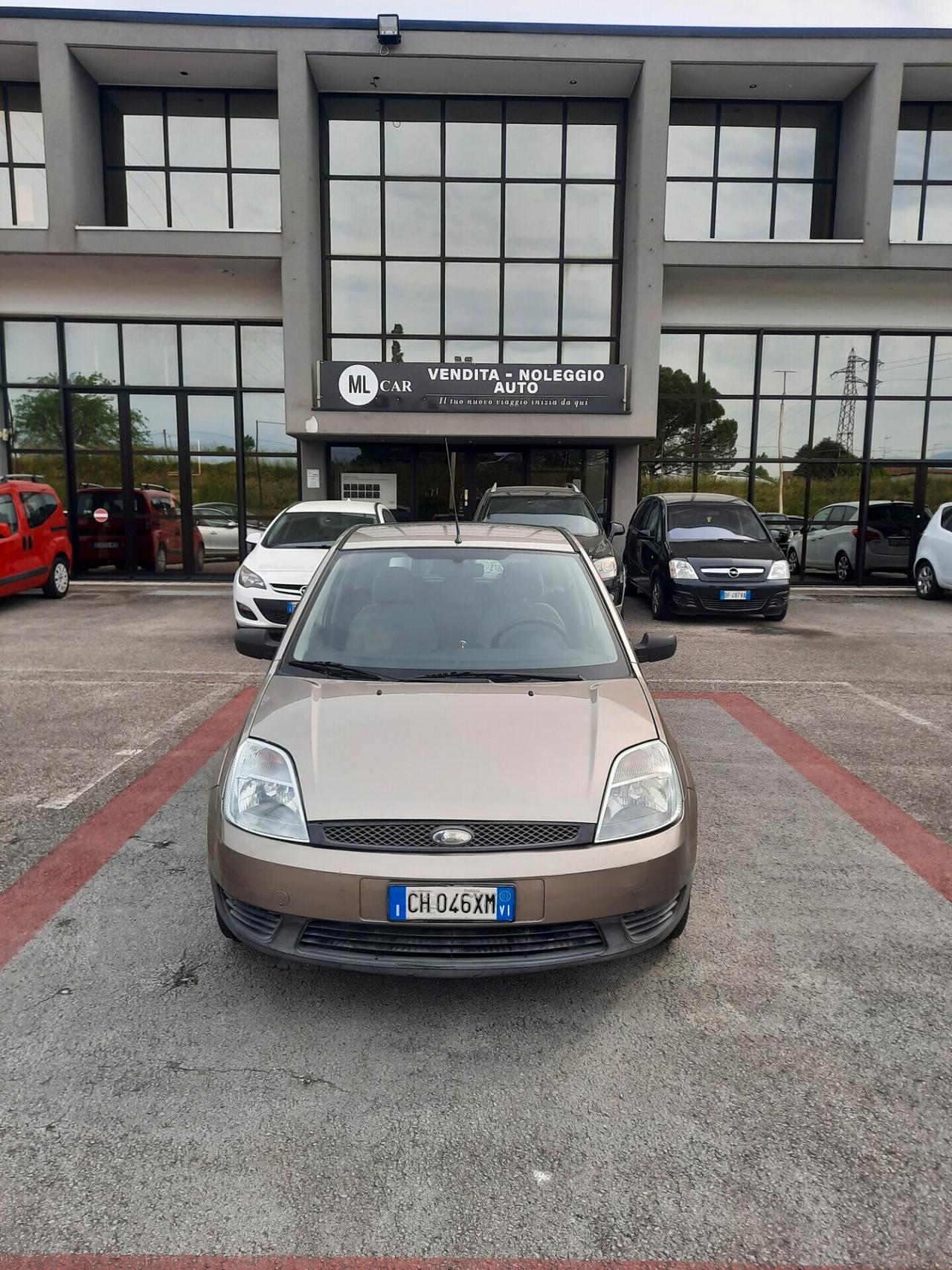 Ford Fiesta 1.2 16V 5p. Ambiente OK NEOPATENTATI