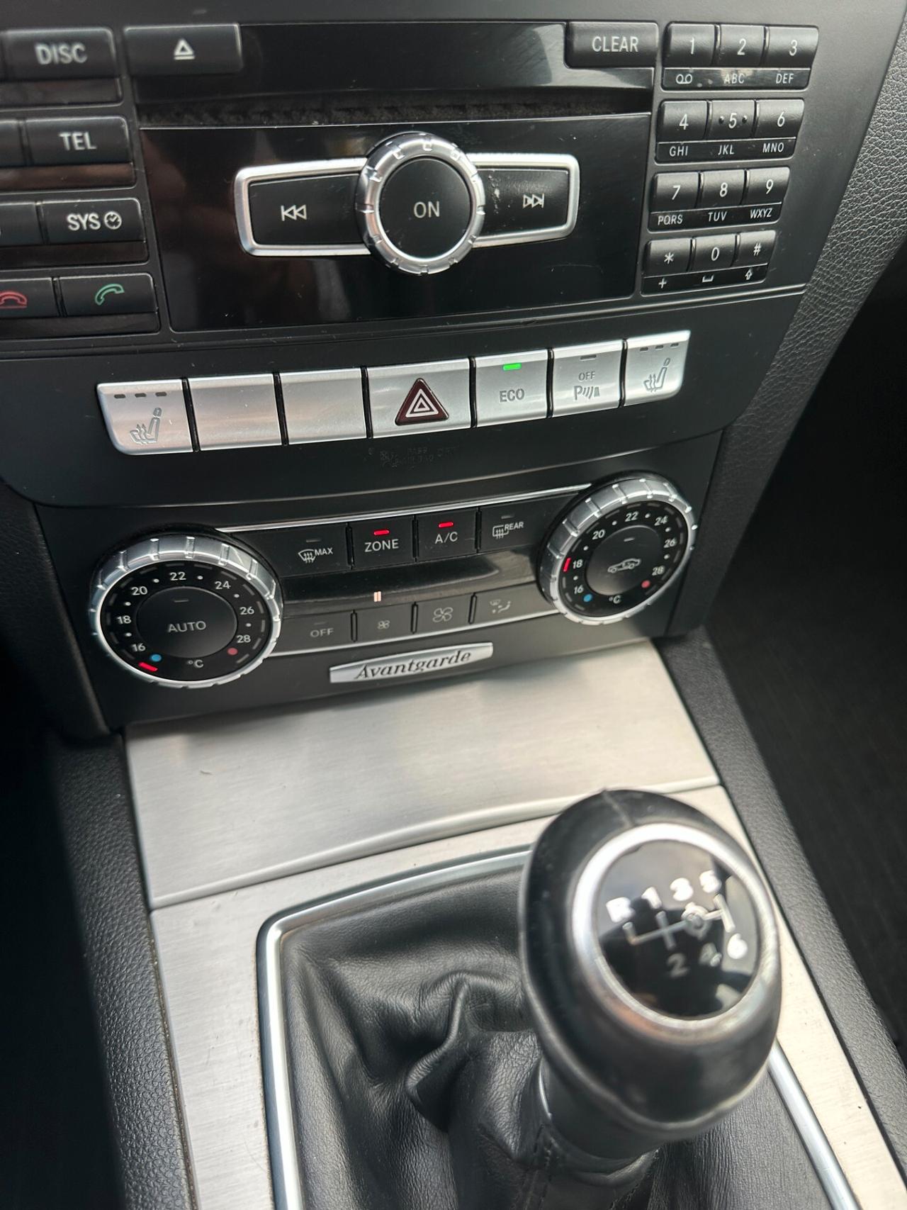Mercedes-benz C 220 CDI S.W. Avantgarde blue efficiency