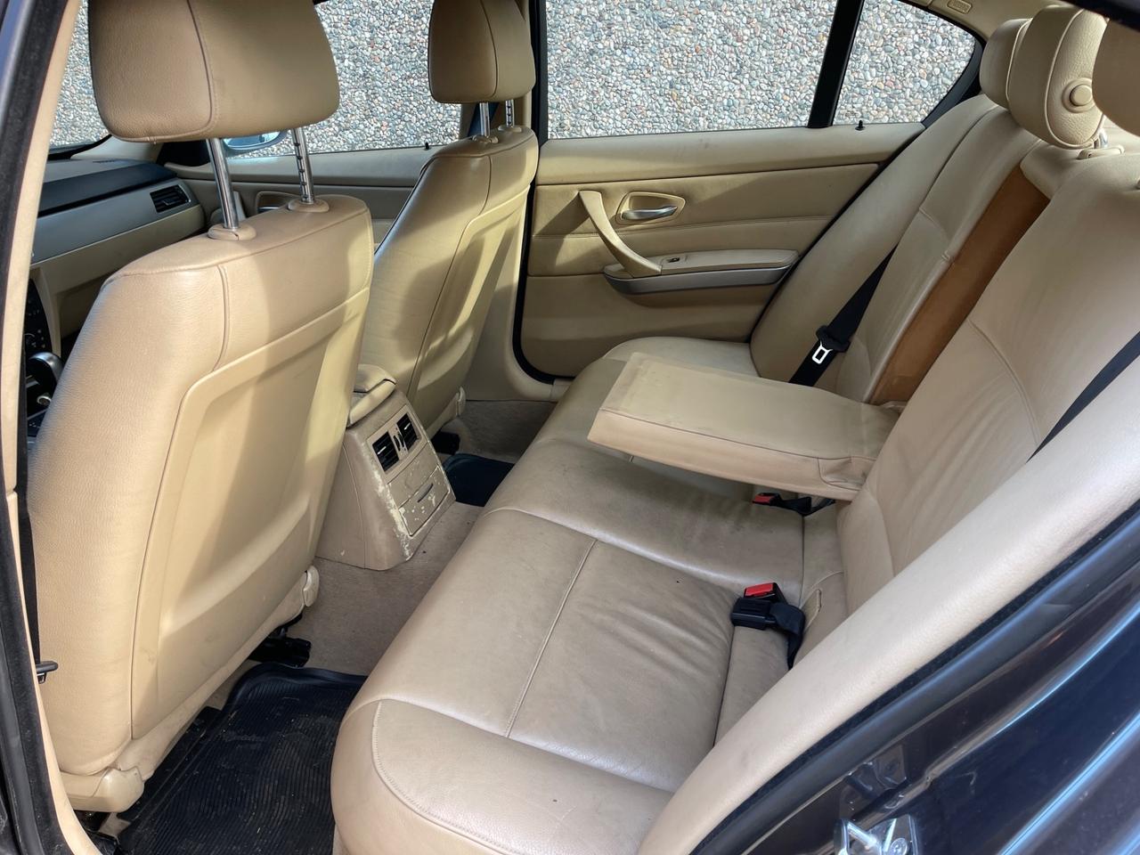 BMW 320D AUTOMATICO ADATTAMENTO DISABILI EXPORT