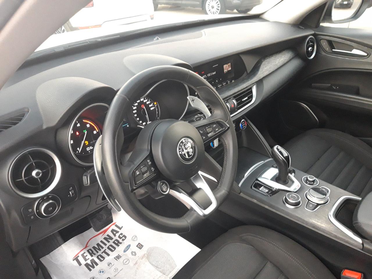 Alfa Romeo Stelvio 2.2 Turbodiesel 190 CV AT8 RWD Business
