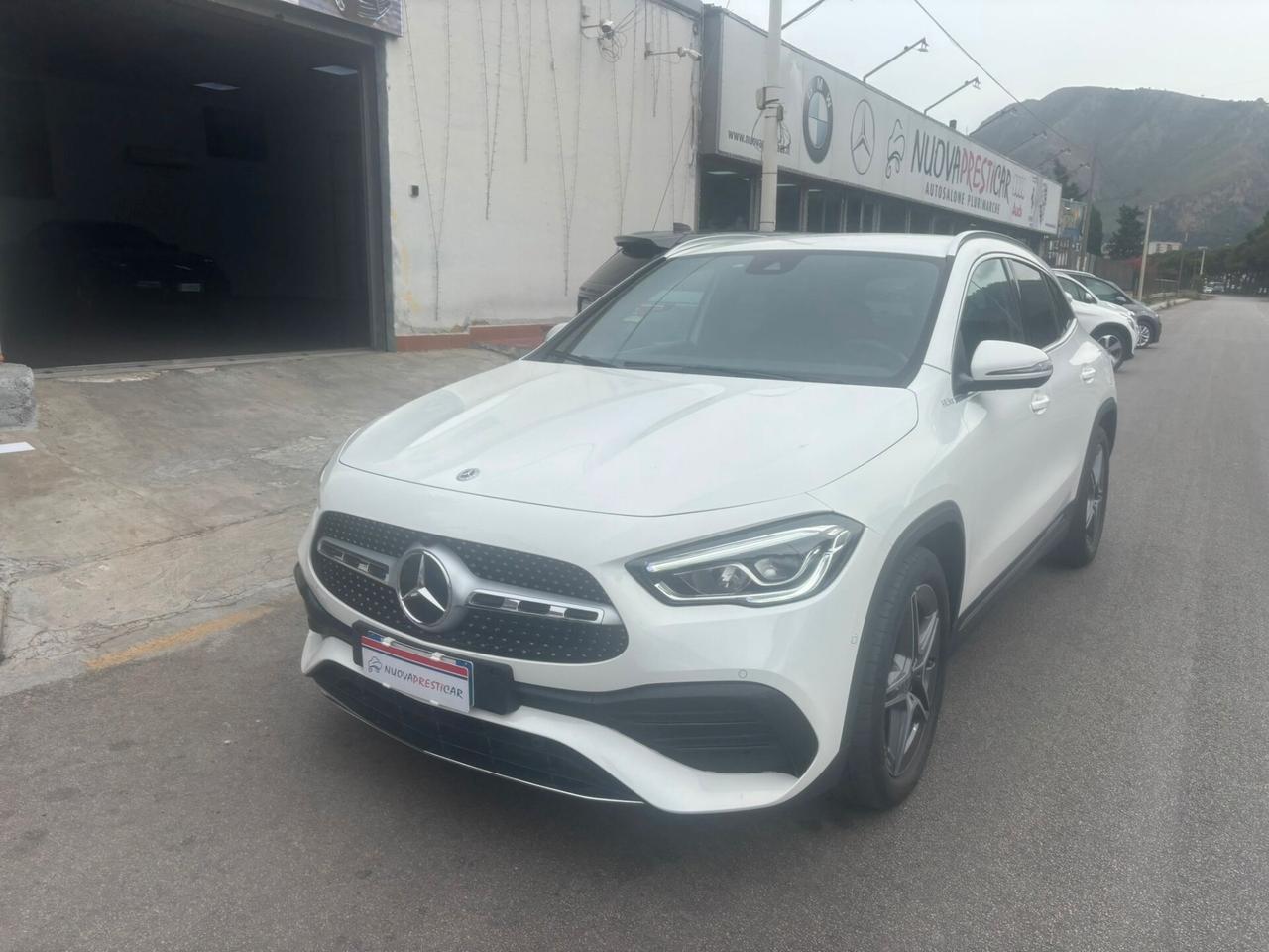 Mercedes-benz GLA 200 Mercedes 200d Premium AMG