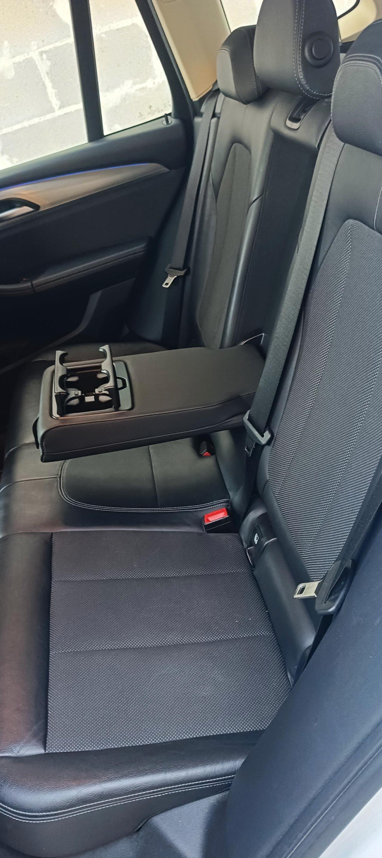 BMW X3 xdrive20d mhev 48V xLine auto