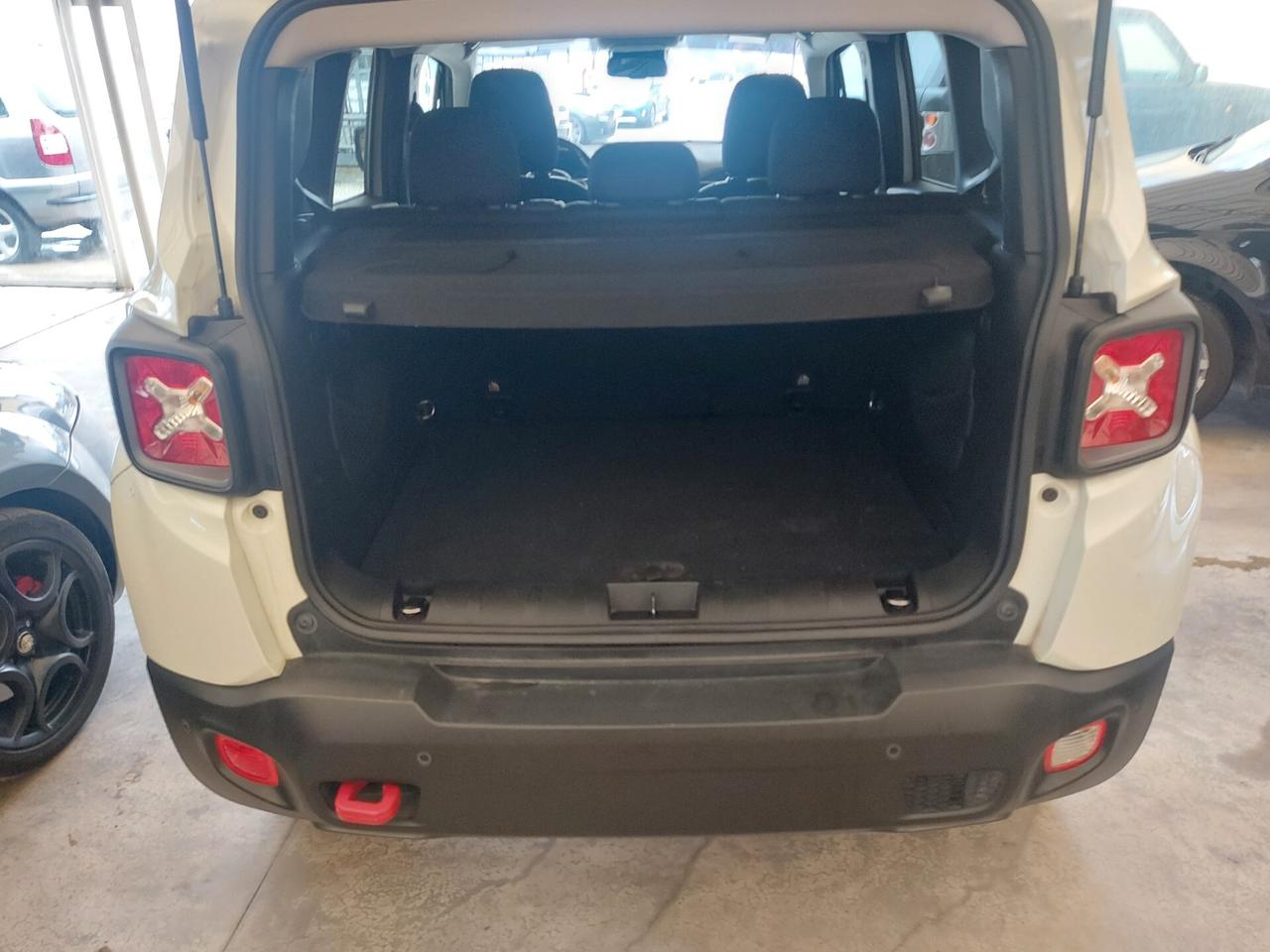 Jeep Renegade 2.0 Mjt 170CV 4WD Active Drive Low Trailhawk