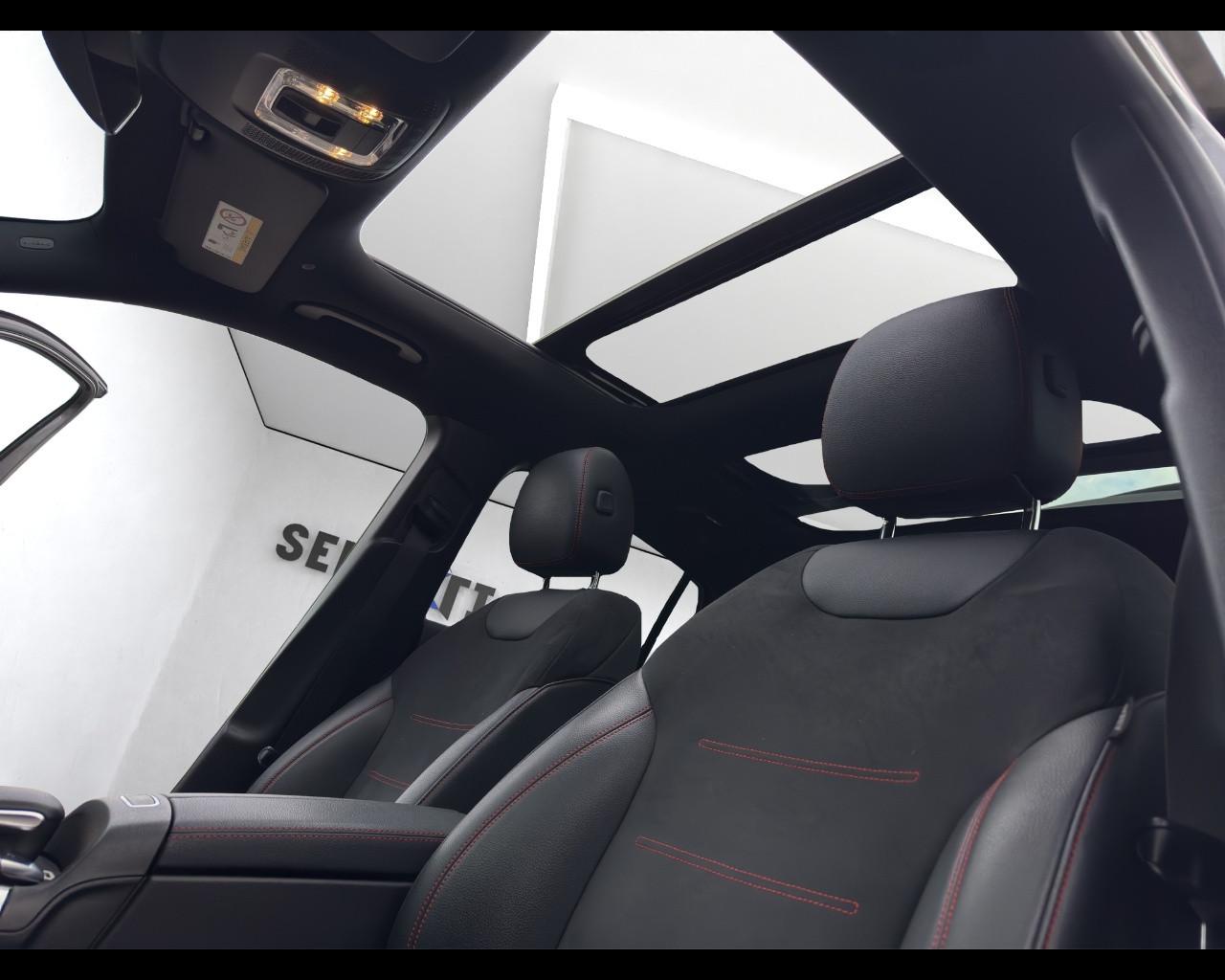 Mercedes-Benz GLA (H247) - GLA 180 d Automatic Premium
