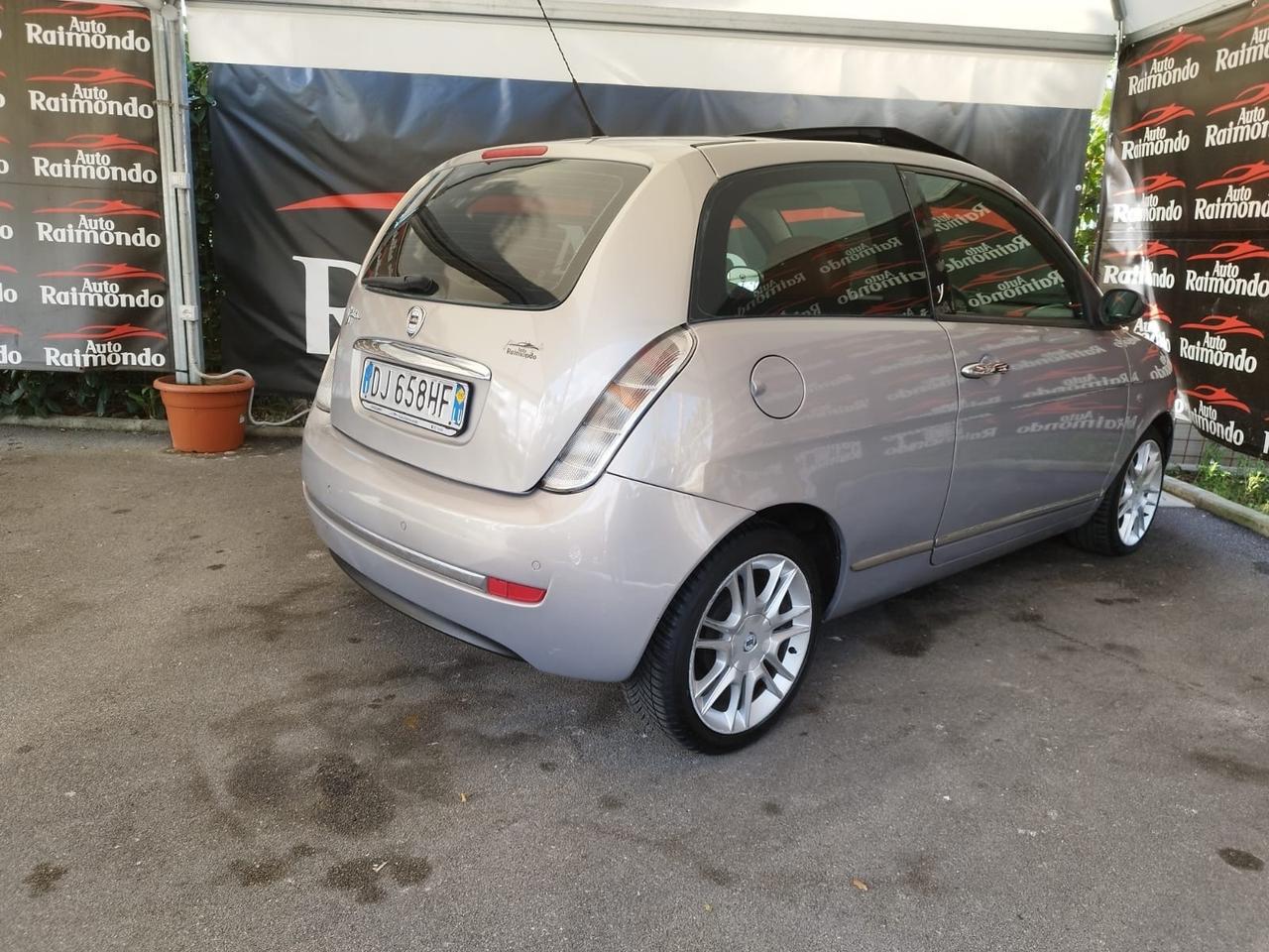 Lancia Ypsilon Benzina