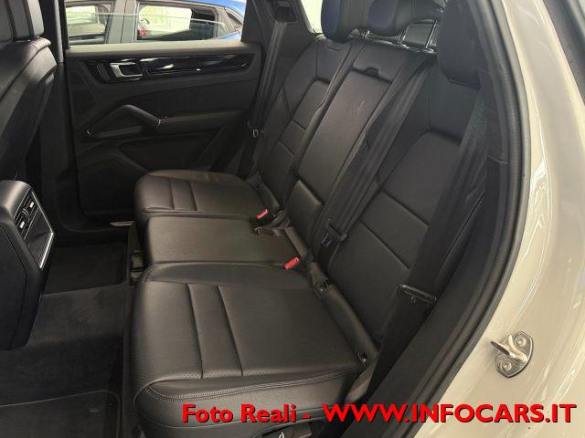 PORSCHE Cayenne 3.0 V6 E-Hybrid - Phev Plug in Prezzo reale