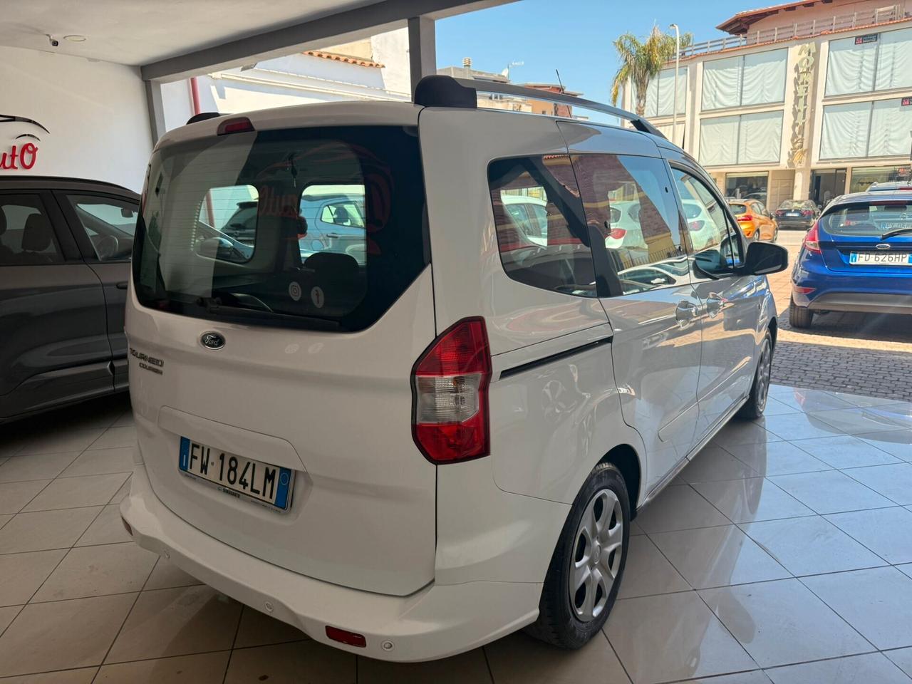 FORD TOURNEO COURIER 1.0 BENZINA 81.121 KM 2019