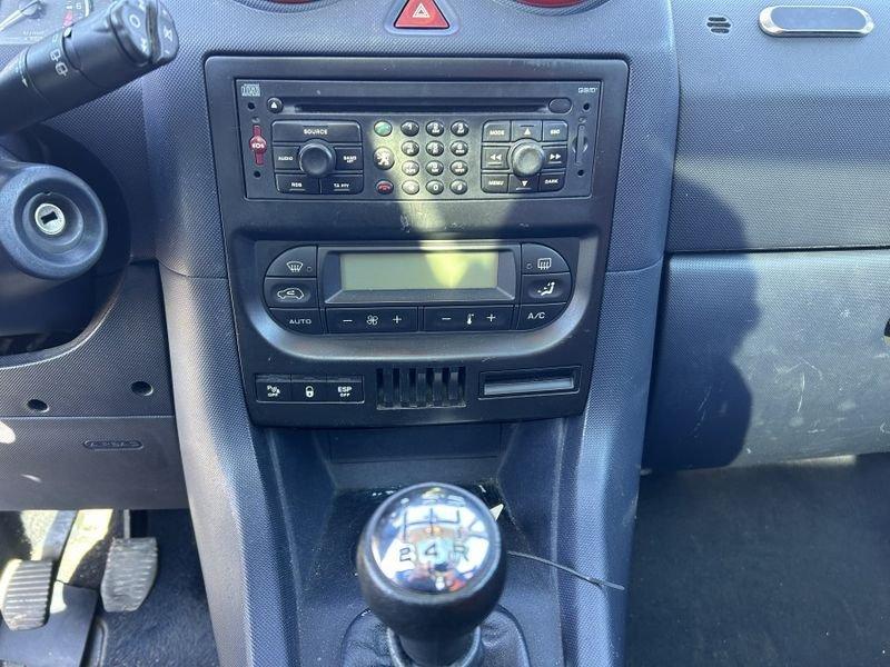 Peugeot 1007 1.4 Trendy