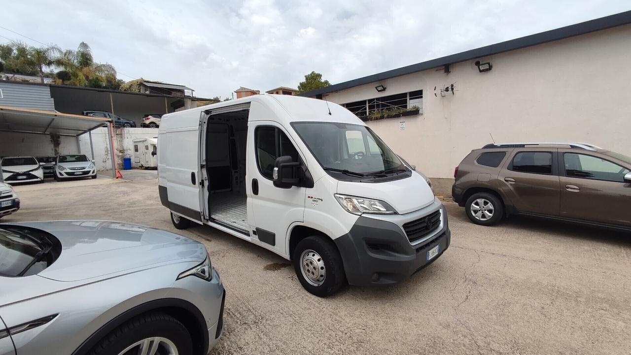 Fiat Ducato * 6 METRI * PASSO MEDIO LUNGO