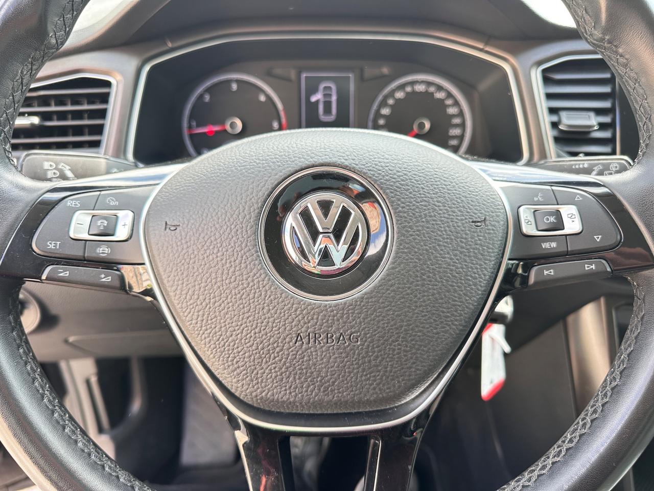 Volkswagen T-Roc 1.6 TDI-2019 LED/NAVI/CAMERA