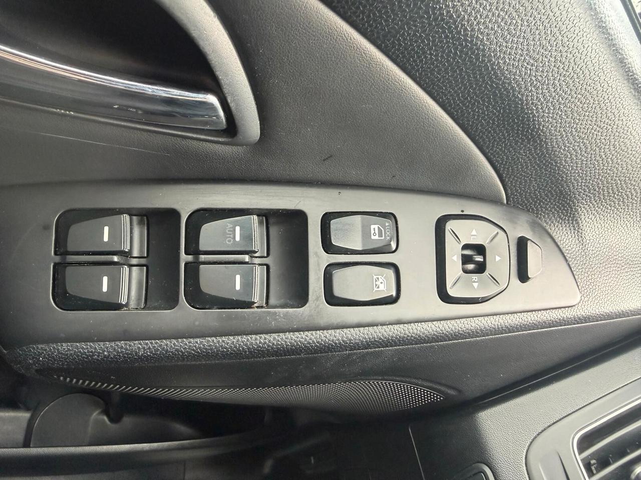 Hyundai iX35 1.7 CRDi 2WD Comfort LOW COST