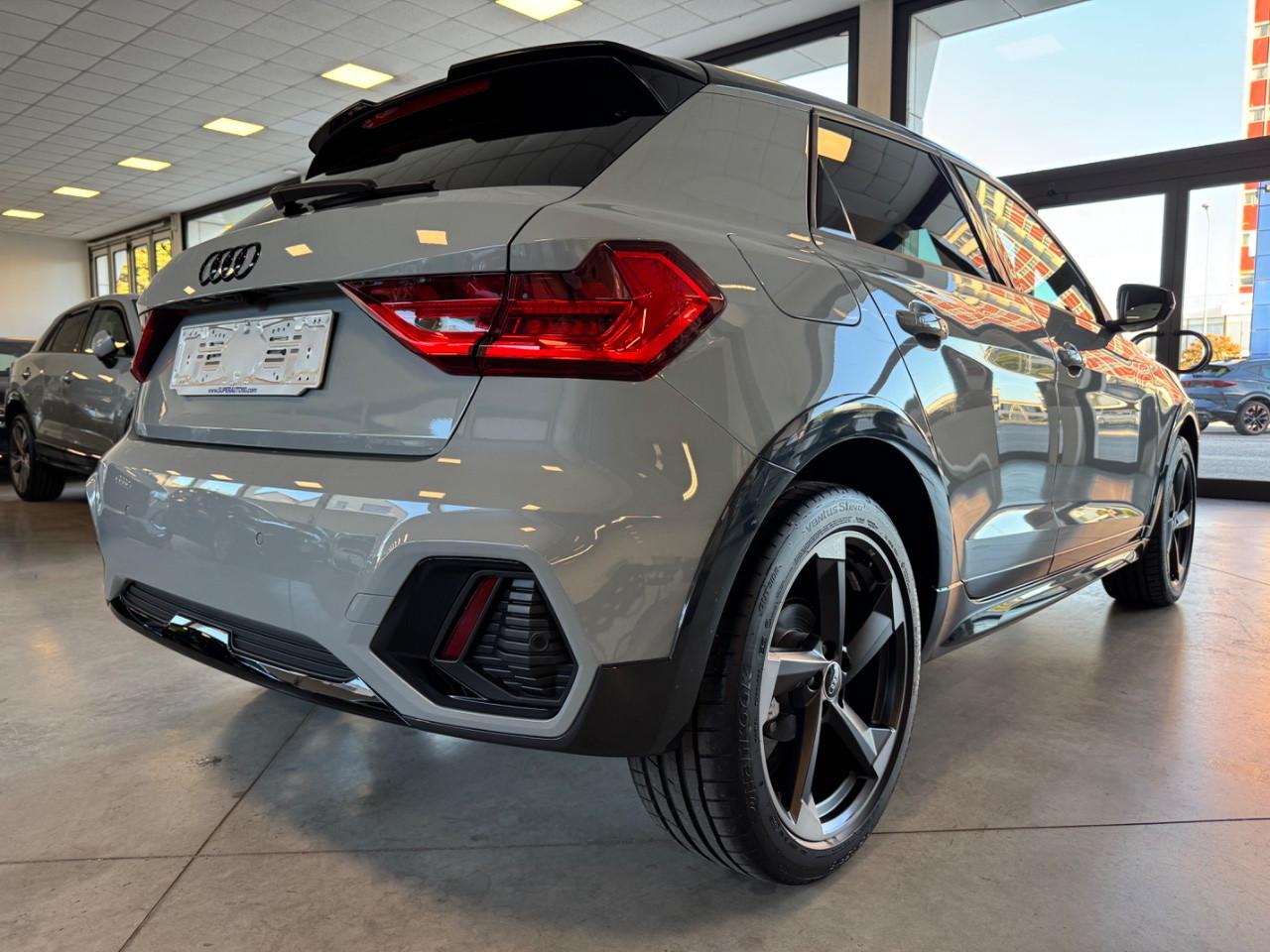 Audi A1 Allstreet 35 TFSI 150cv S Tronic S line Interiors