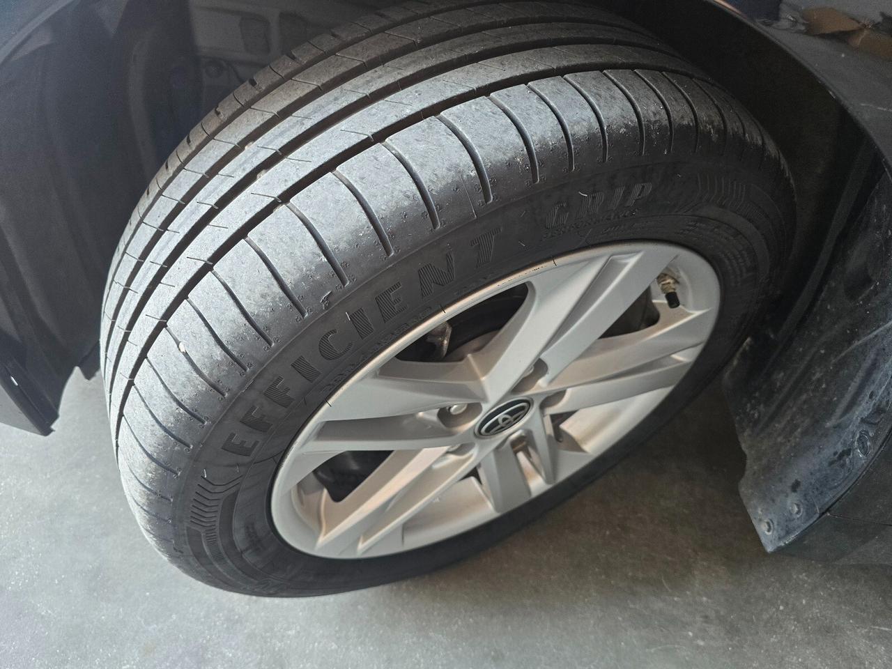 Toyota Corolla Touring Sports 1.8 Hybrid Business