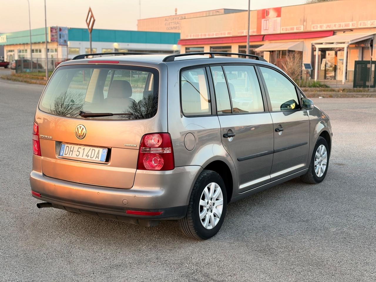 Volkswagen Touran 2.0 metano 2007