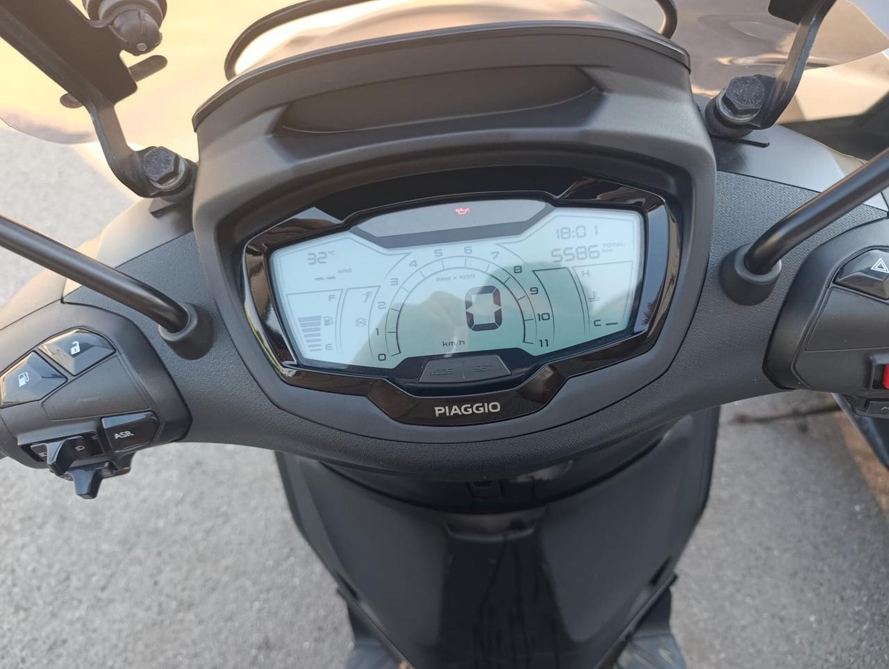 Piaggio Beverly 300