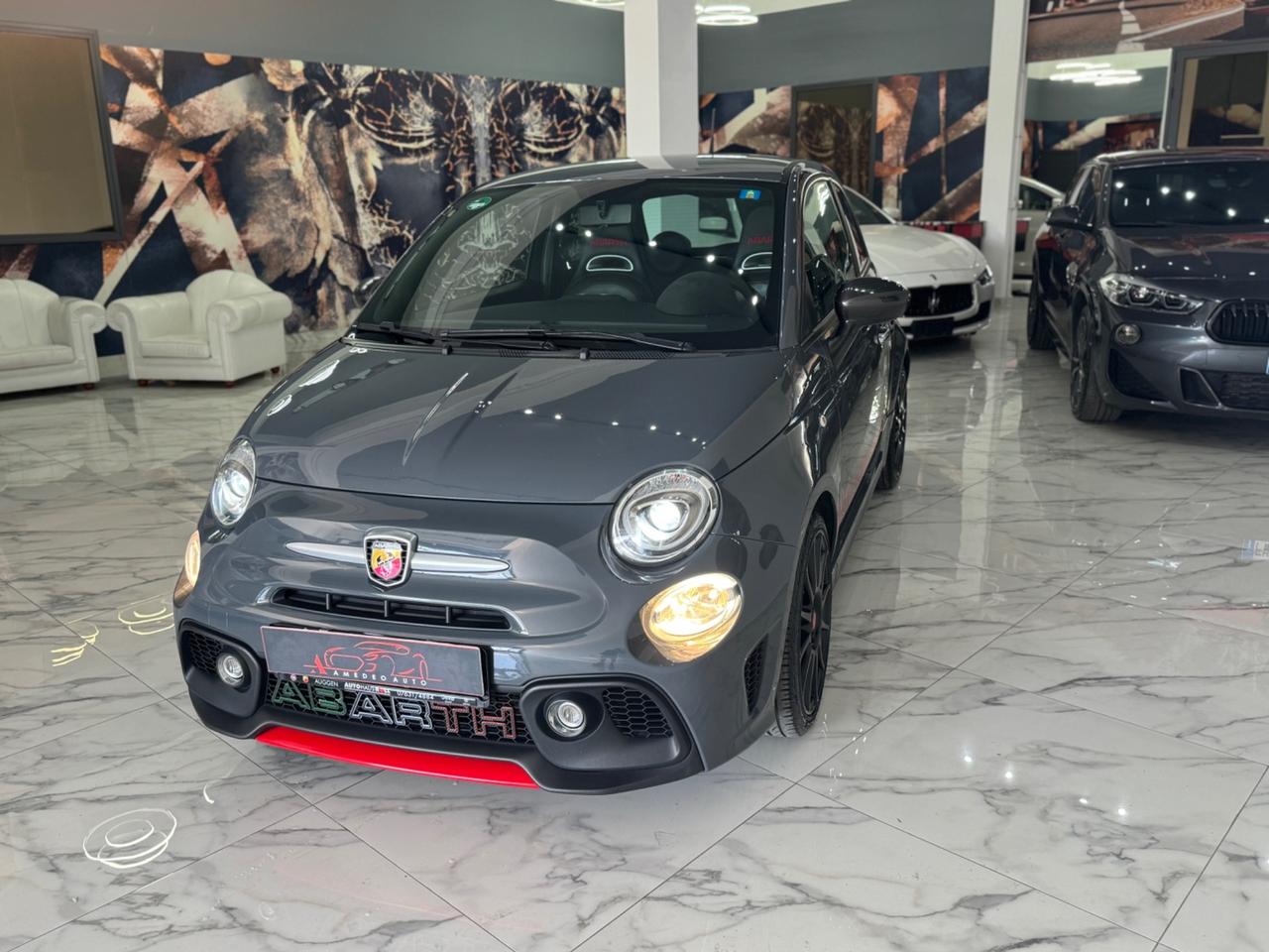 Abarth 695 1.4 Turbo T-Jet XSR Yamaha Limited Edition