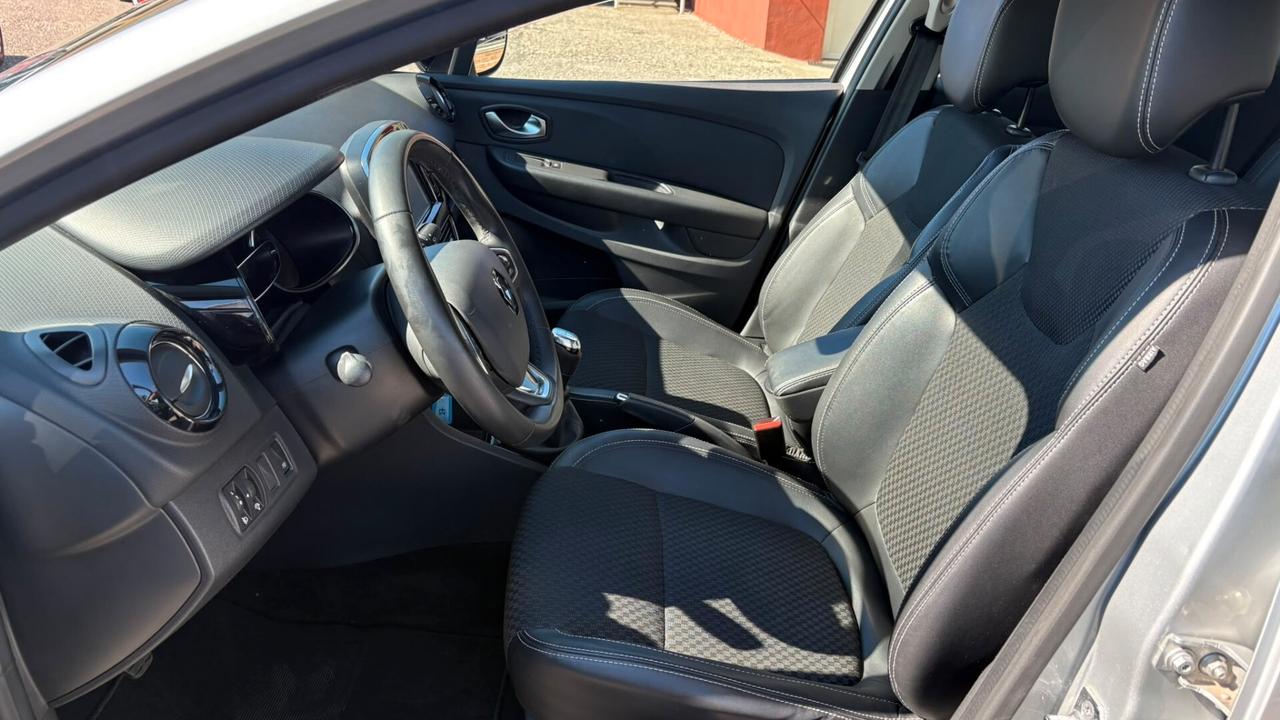 Renault Clio dCi 8V 75 CV 5 porte Moschino Intens