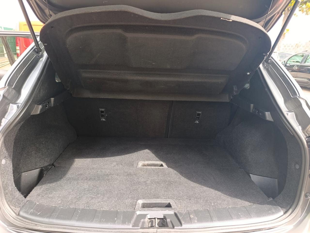 Nissan Qashqai 1.6 dCi x-tronic black edition 2017