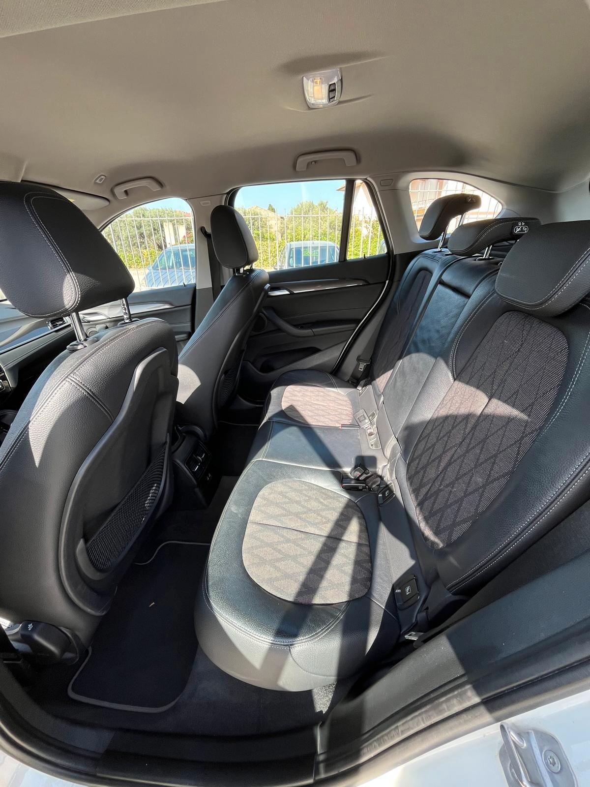 Bmw X1 sDrive18d xLine