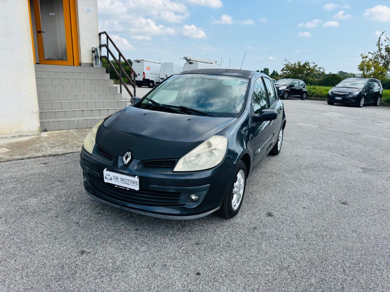 Renault Clio le iene 2008 1.2 benzina gpl 220.000km neo