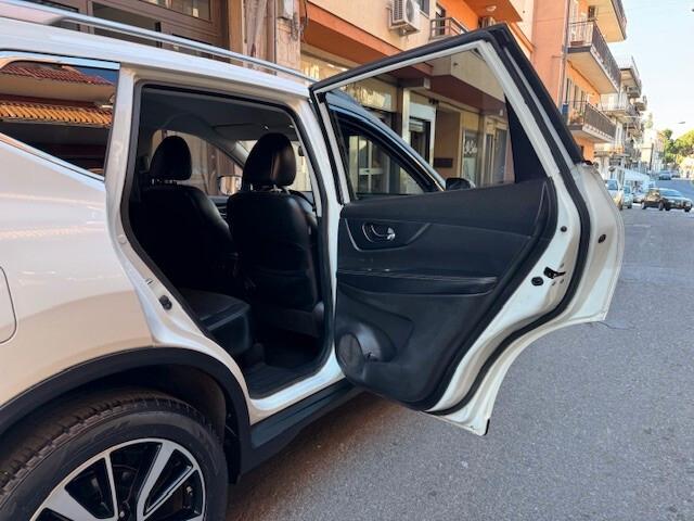 Nissan X-Trail 1.6 dCi 2WD Tekna