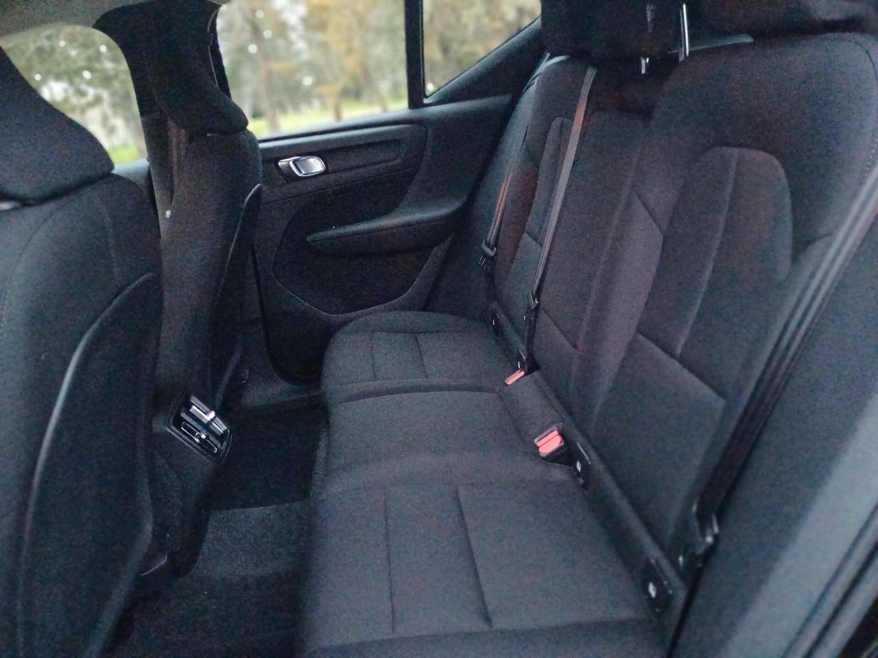 Volvo XC40 D3 AWD Geartronic Inscription PARI AL NUOVO CERTIFICATA