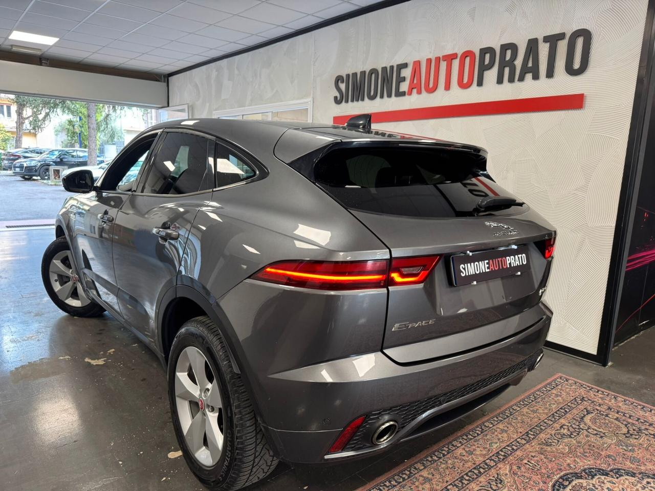 Jaguar E-Pace 2.0D 180 CV AWD R-Dynamic S