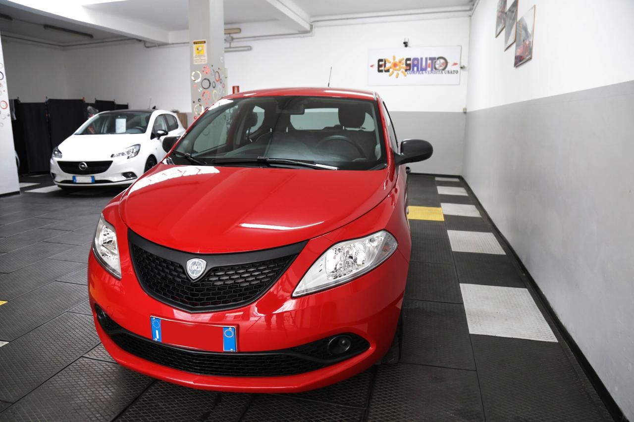 Lancia Ypsilon 1.2 69 CV 5 porte S&S Elefantino Blu