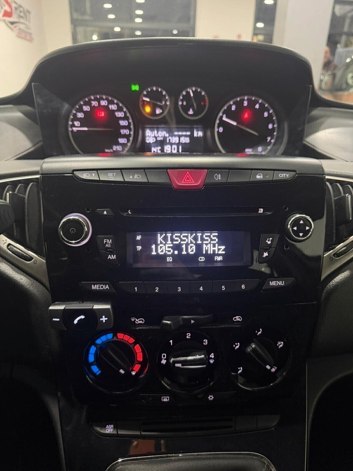 Lancia Ypsilon 1.2 69 CV 5 porte Gold