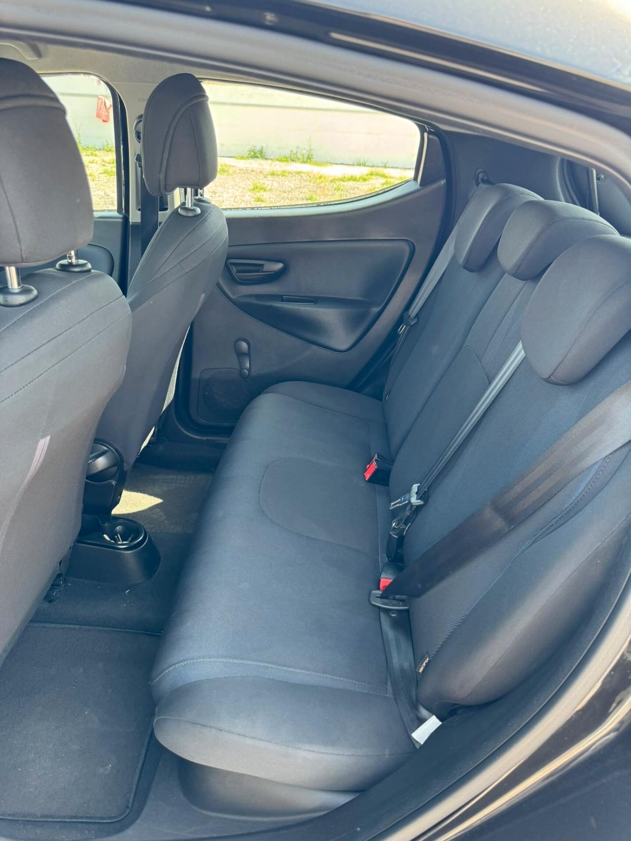 Lancia Ypsilon 1.2 69 CV 5 porte S&S Gold