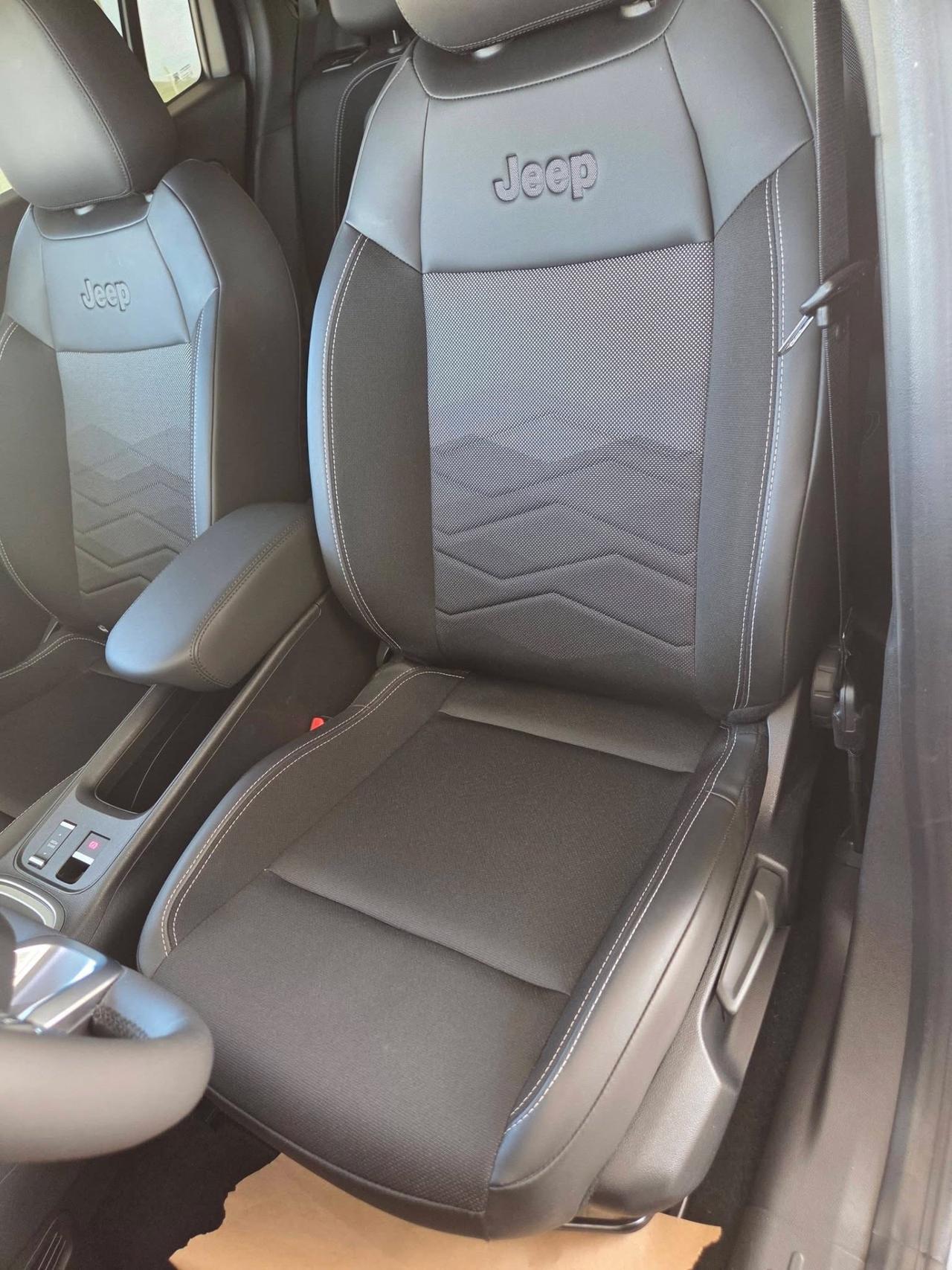 Jeep Avenger 1.2 Turbo 110 CV MHEV Altitude